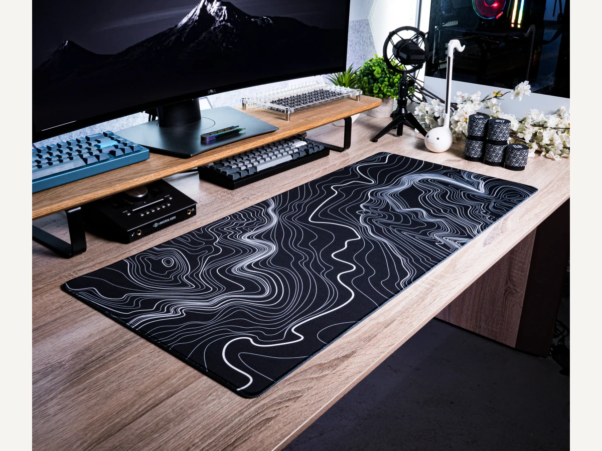 Clean Desk Kit product photo.