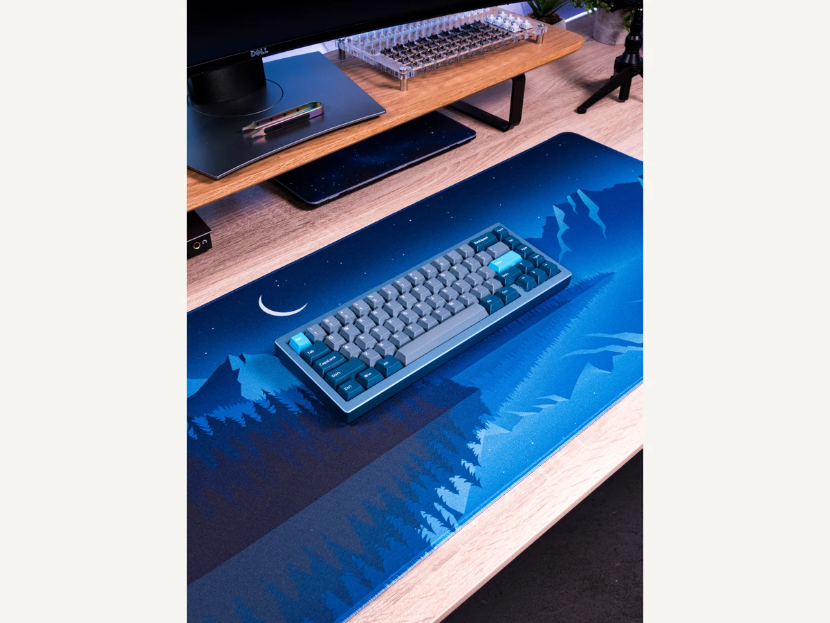 Full Desk Command Kit product photo.
